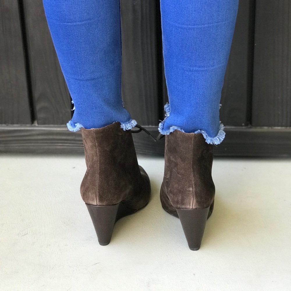 Texas Brown Lace Up Wedge Heel Ankle Booties - Picture 5 of 6